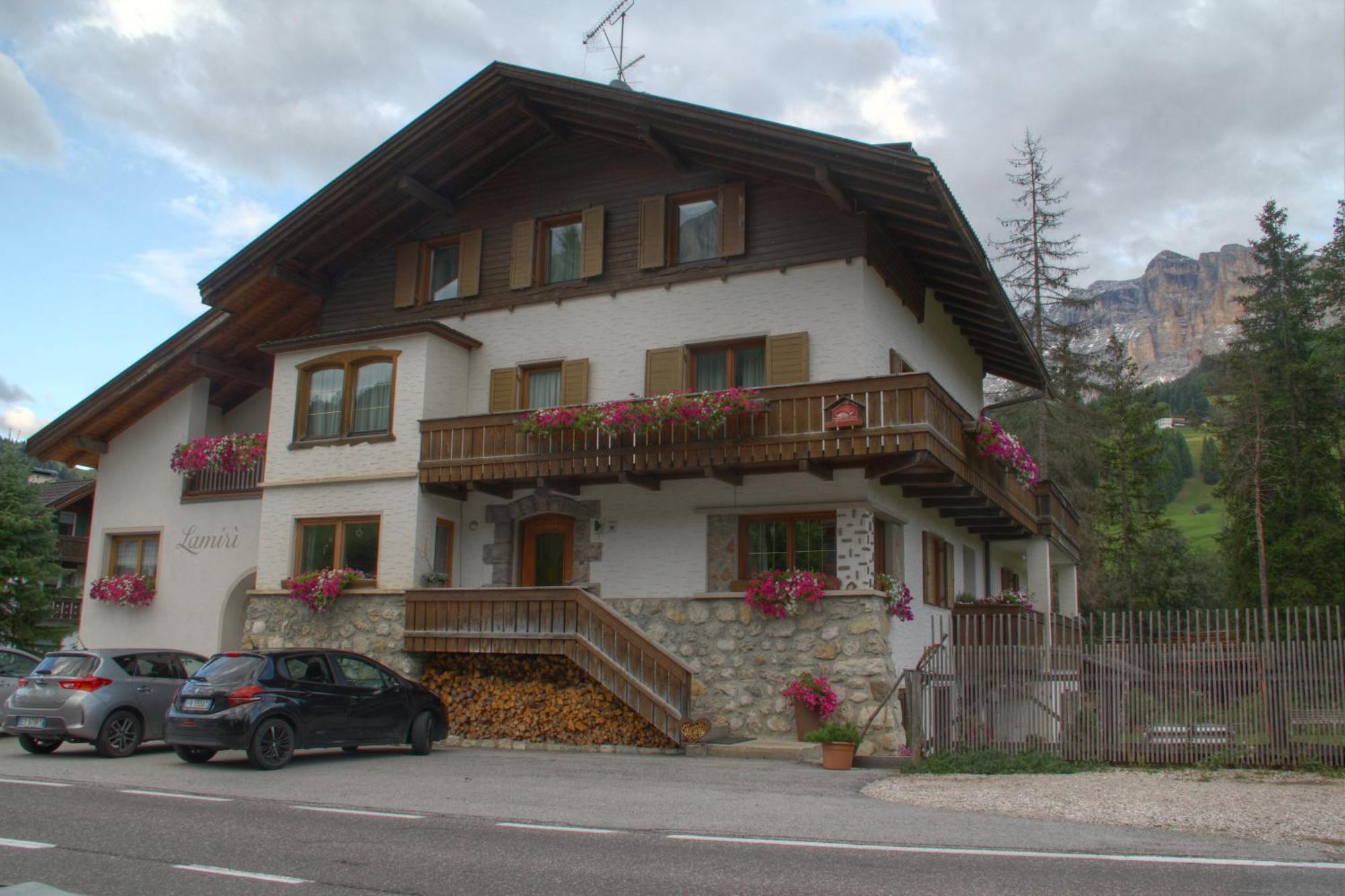 Bed and Breakfast Lamiri Badia  Zewnętrze zdjęcie